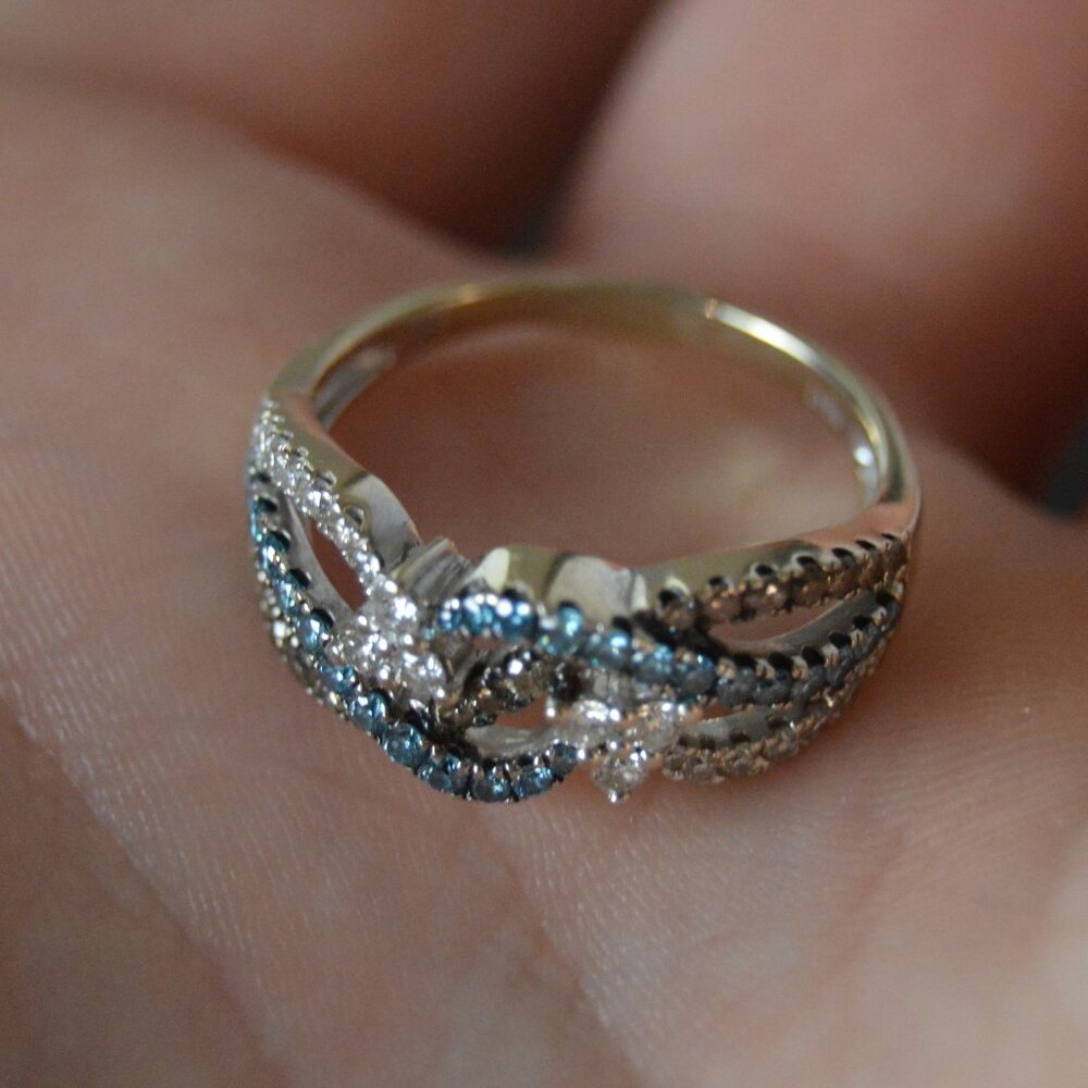 Sold $750 - Le Vian 14k Gold Crossover Ring: White, Blue & Chocolate Diamonds - Picture 2 of 8